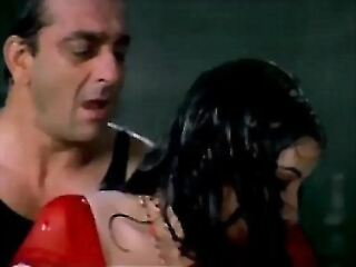 Manisha making love round Sanjay Dutt